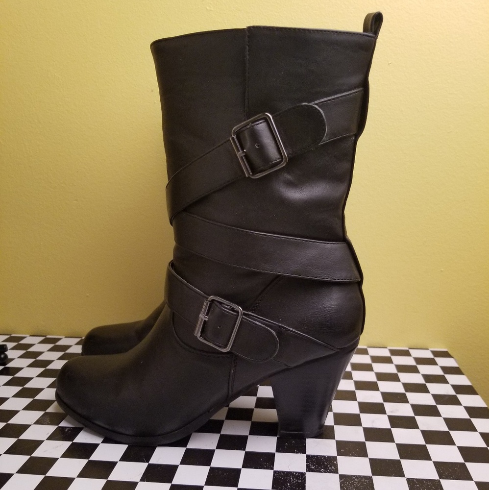 JustFab Low Heeled Mid-Calf Black Moto Boots